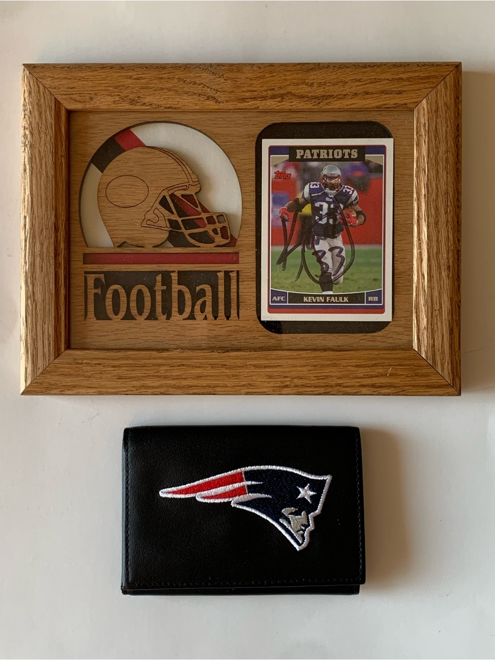 VTG New England Patriots Kevin Faulk Framed Autograph & Genuine Leather Wallet
